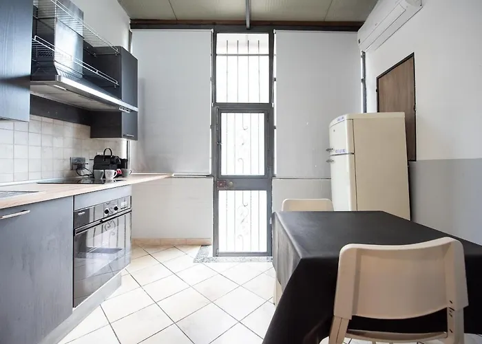 Modern And Serviced Apartamento *